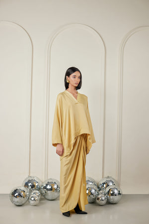 Oversized Top With Gathered Skirt