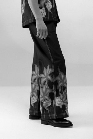 PRINTED WIDE-LEG JEANS