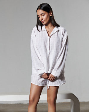 TEXTURED WHITE SHIRT & SHORTS